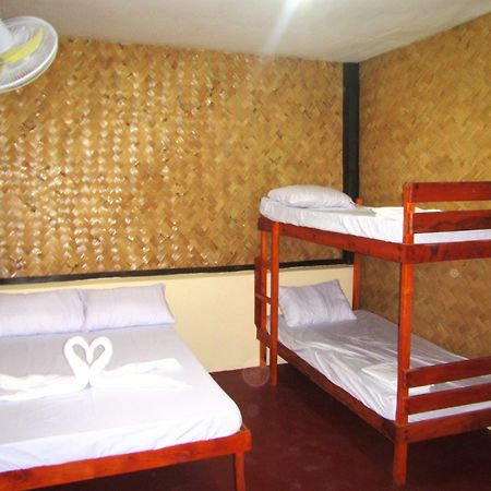 Coron Guapos Guesthouse Ngoại thất bức ảnh