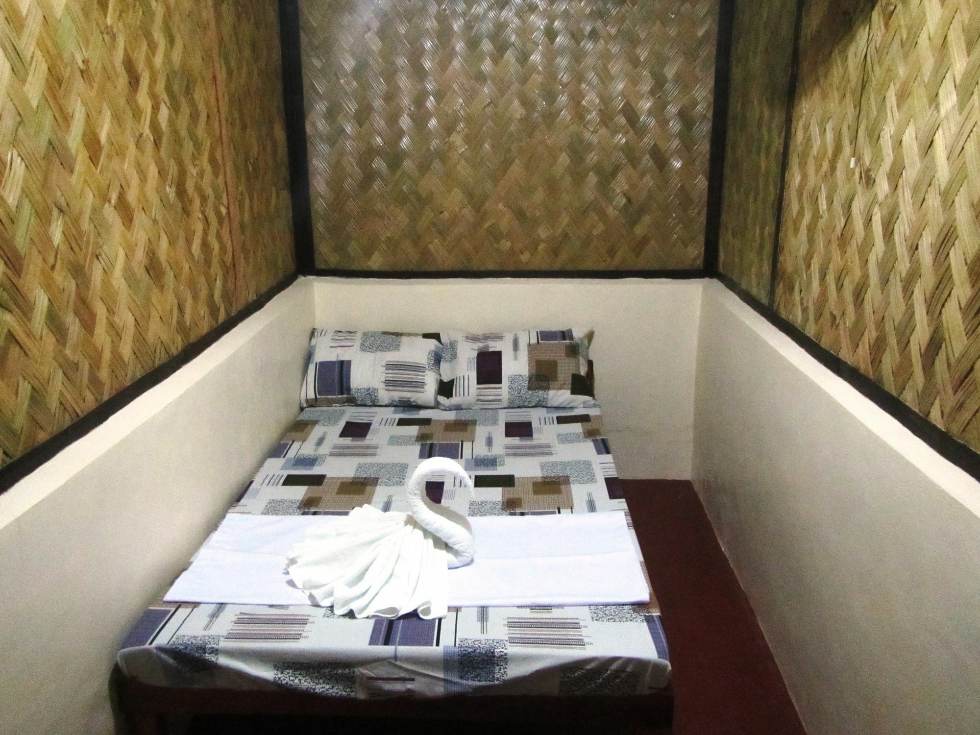 Coron Guapos Guesthouse Ngoại thất bức ảnh